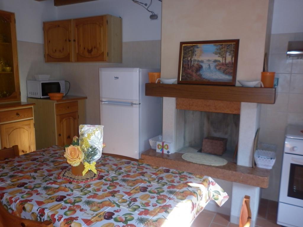 La Piccola Mimosa Apartman SantʼAmbrogio di Valpolicella Kültér fotó