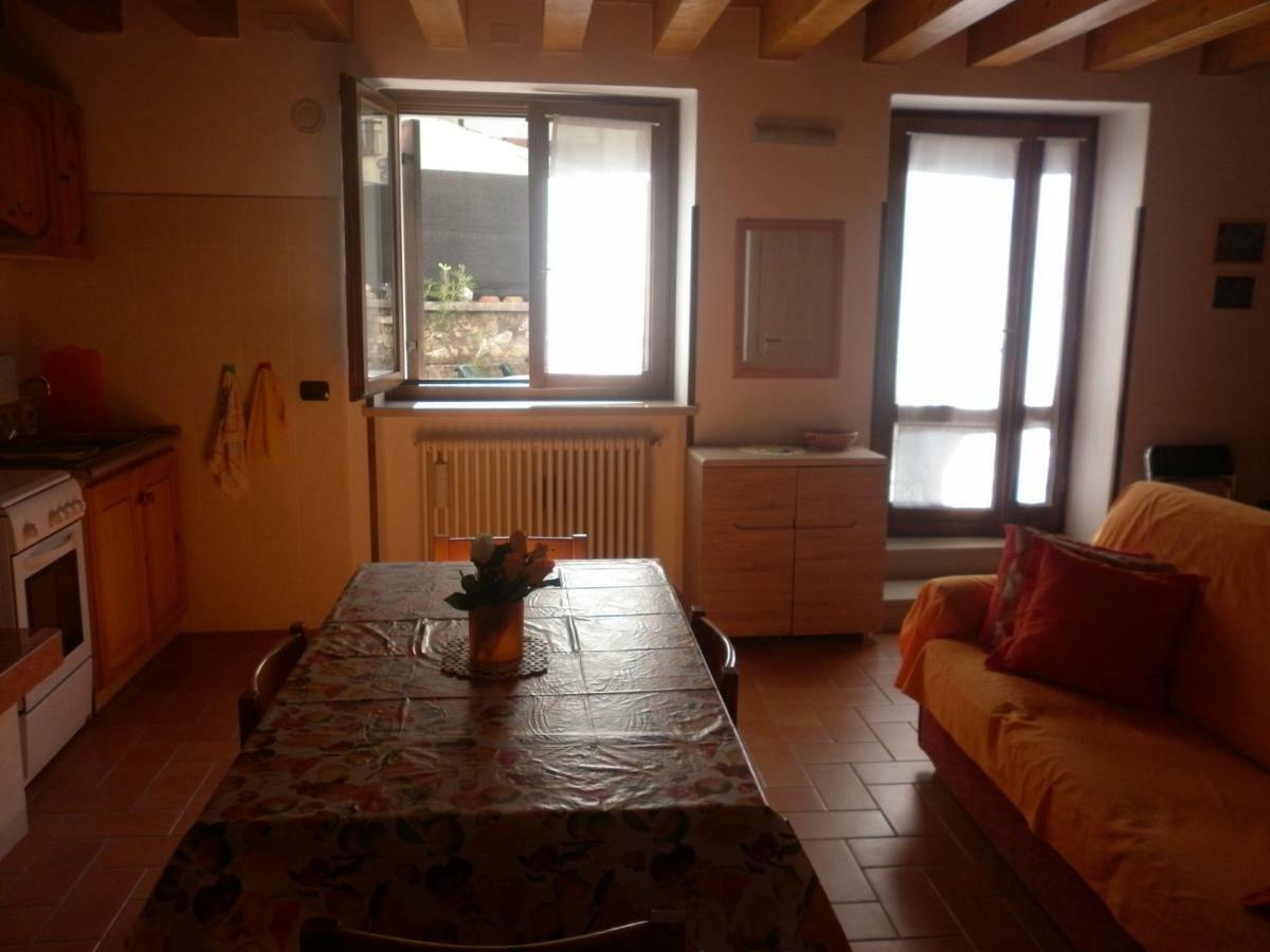 La Piccola Mimosa Apartman SantʼAmbrogio di Valpolicella Kültér fotó