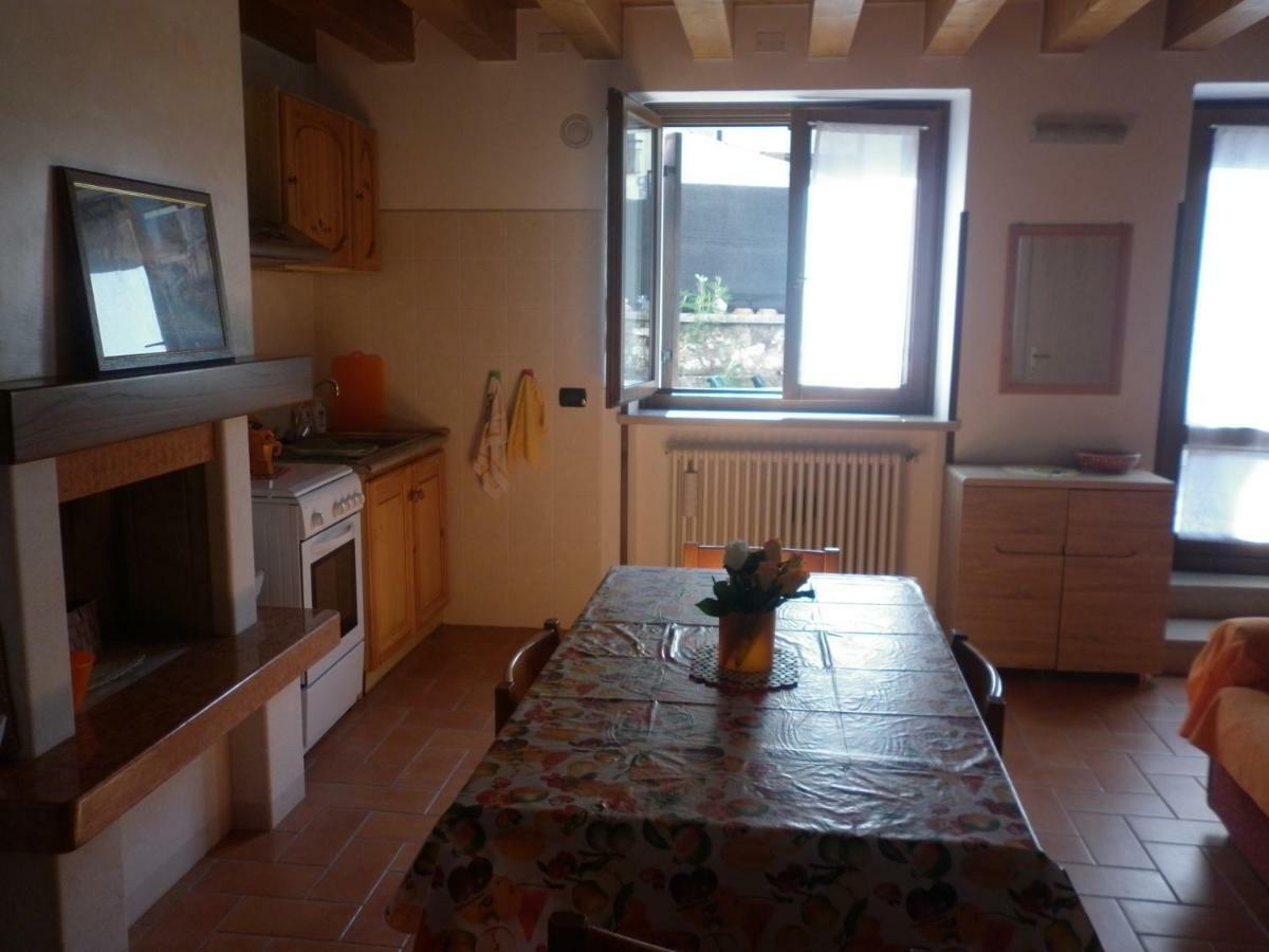 La Piccola Mimosa Apartman SantʼAmbrogio di Valpolicella Kültér fotó