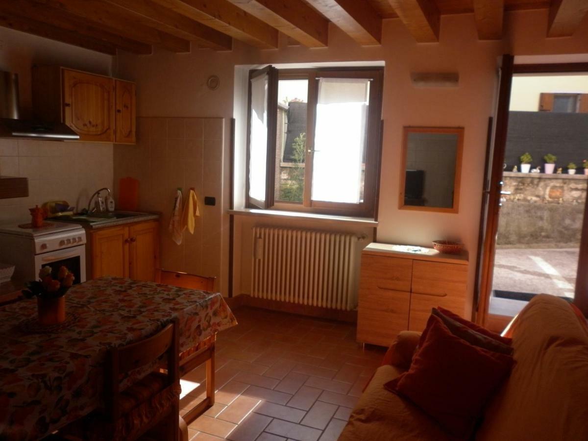 La Piccola Mimosa Apartman SantʼAmbrogio di Valpolicella Kültér fotó